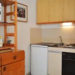 T2 Avec Loggia, Proche Et Commerces, Parking Inclus - - Fr-1-251-521 Διαμέρισμα