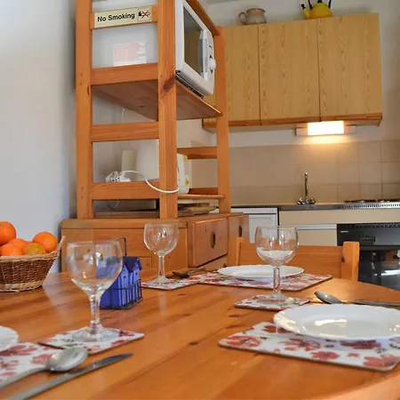 Apartmán T2 Avec Loggia, Proche Et Commerces, Parking Inclus - - Fr-1-251-521 *